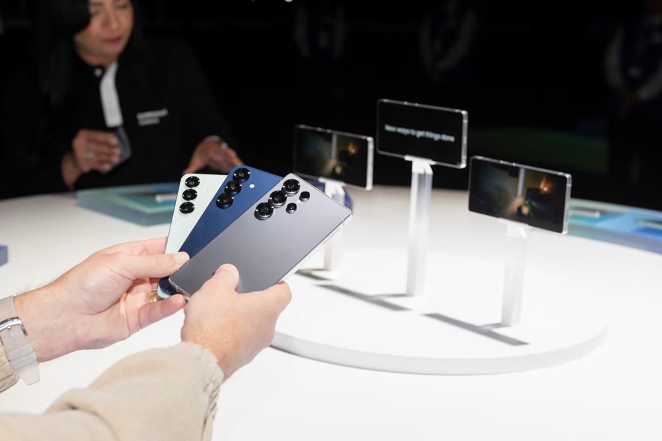 Samsung One UI 7