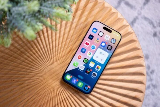 Apple iPhone