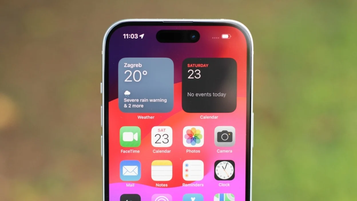 🍏 Apple lanza iOS 17.1 Conozca las funciones que llegarán a tu iPhone Canal USB