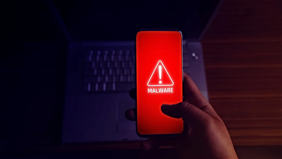 🦠 Detectan 13 aplicaciones con virus en Google Play Store - Canal USB