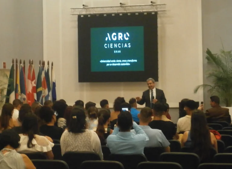 01 intercencion Ministro MES